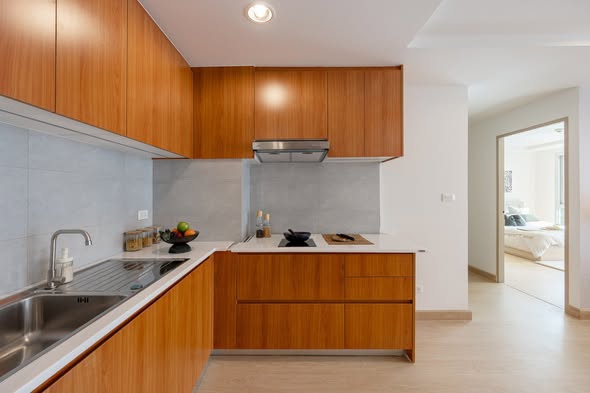 kitchen of The Key MRT Phetkasem 48