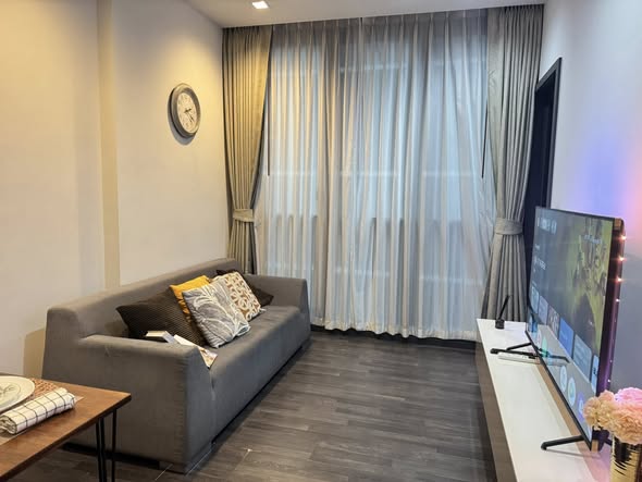 living room and bedroom of THE LINE Asoke-Ratchada