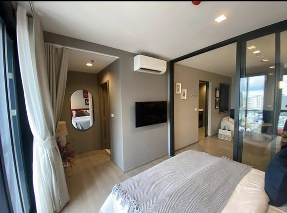 bedroom and room interior of THE LINE Phahonyothin Park