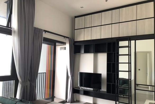 bedroom and room interior of THE LINE Sukhumvit 101