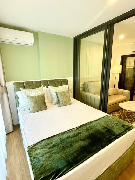 bedroom and room interior of The Line Vibe เดอะ ไลน์ ไวบ์