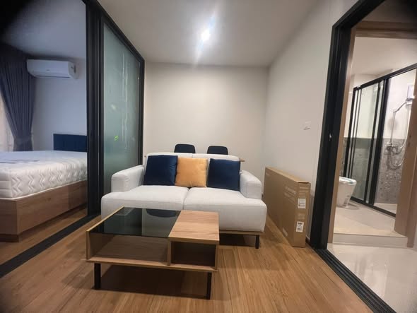 bedroom and room interior of The Line Vibe เดอะ ไลน์ ไวบ์