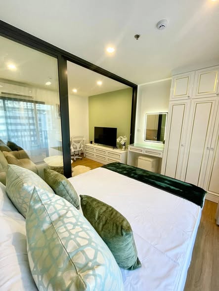 bedroom and room interior of The Line Vibe เดอะ ไลน์ ไวบ์