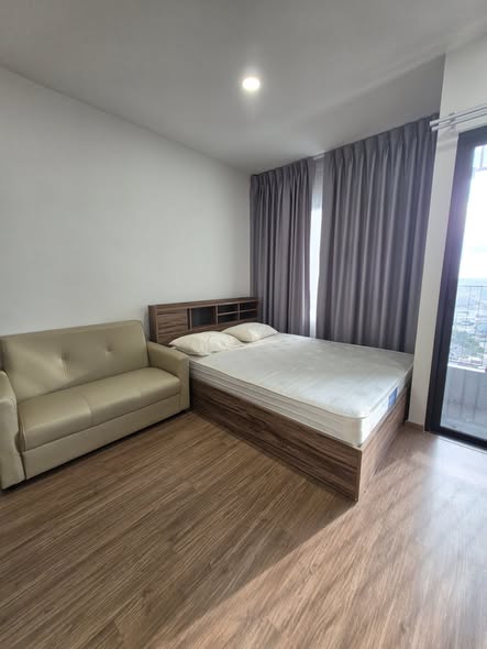 bedroom of The LIVIN Phetkasem