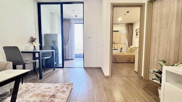bedroom and room interior of The LIVIN Phetkasem