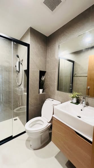 bathroom of The Livin Ramkhamhaeng : เดอะ ลิฟวิ่น รามคำแหง