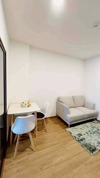 living room of The Livin Ramkhamhaeng : เดอะ ลิฟวิ่น รามคำแหง