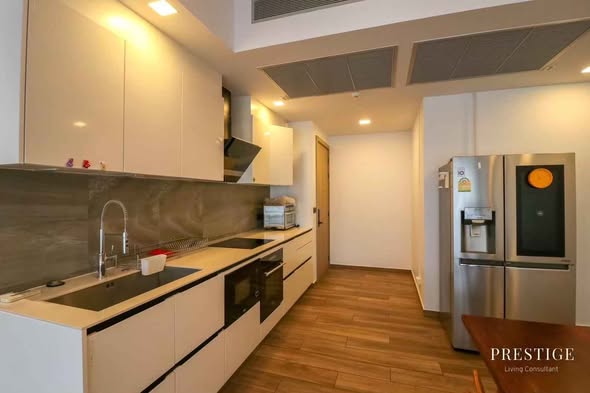 kitchen of The Lofts Asoke