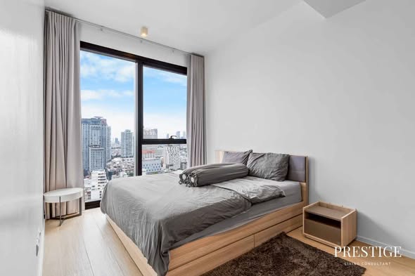 bedroom of The Lofts Silom by Raimon Land