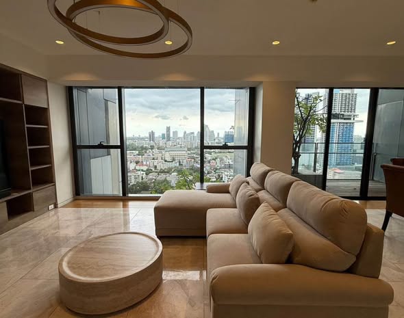 living room of The Met Condominium