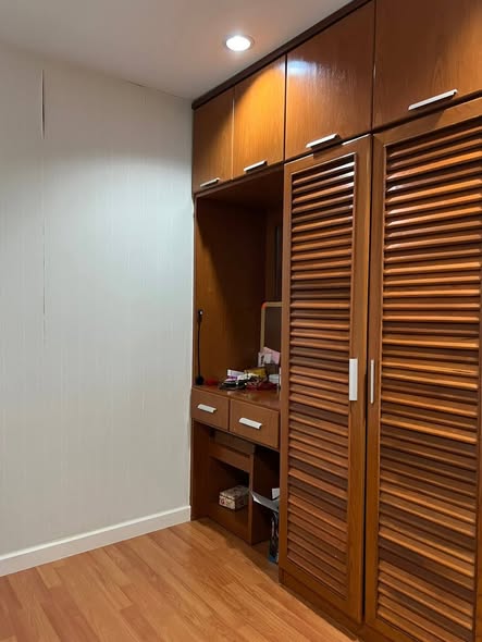 room interior of The Metro Rama 9