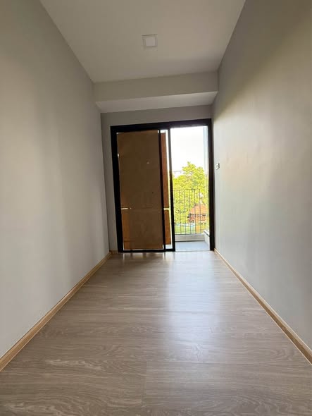 room interior of The Moment Ratchada 19