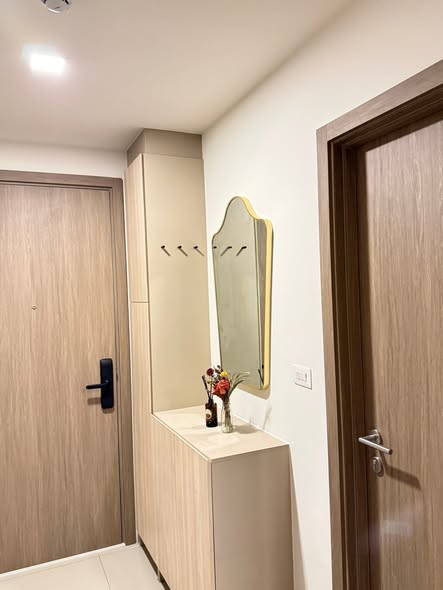 room interior and bathroom of THE MUVE Bangkhae