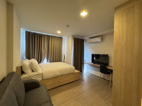 bedroom of THE MUVE Sukhumvit 107