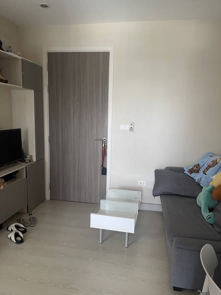 bedroom and room interior of The Niche ID Rama 2