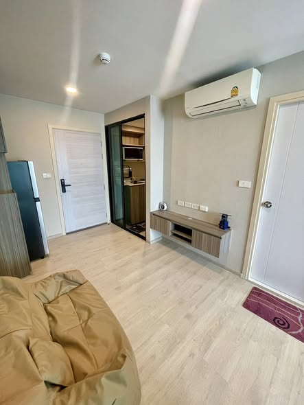 bedroom and room interior of The Origin Sukhumvit 105