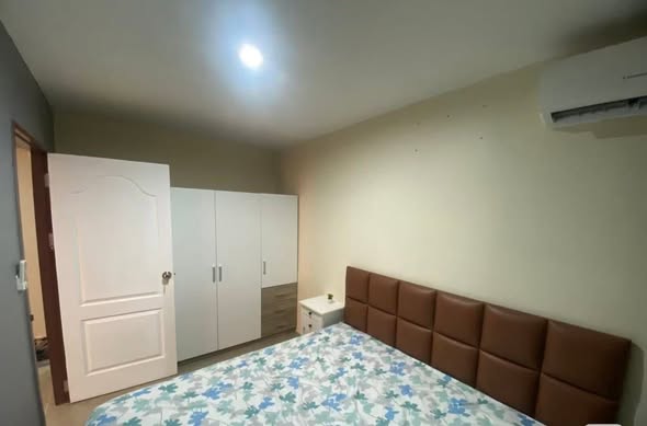 bedroom of The Parkland Bangna