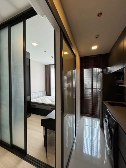bedroom and room interior of The Privacy Jatujak