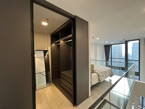bedroom and room interior of The Privacy Jatujak