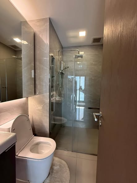 room interior and bathroom of The Privacy Jatujak