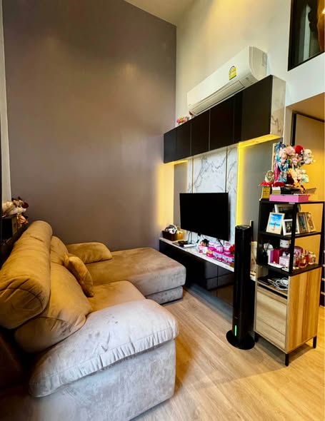 living room of The Reserve Phahol-Pradipat