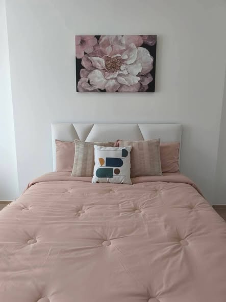 bedroom of The Rich Rama 9 – Srinagarindra