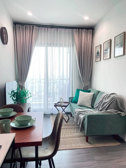living room of The Rich Sathon-Taksin