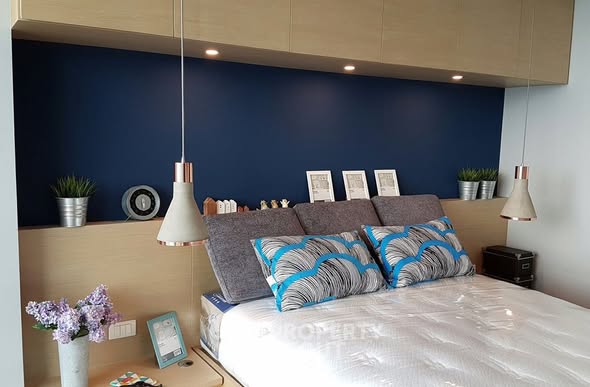 bedroom of The River Condominium
