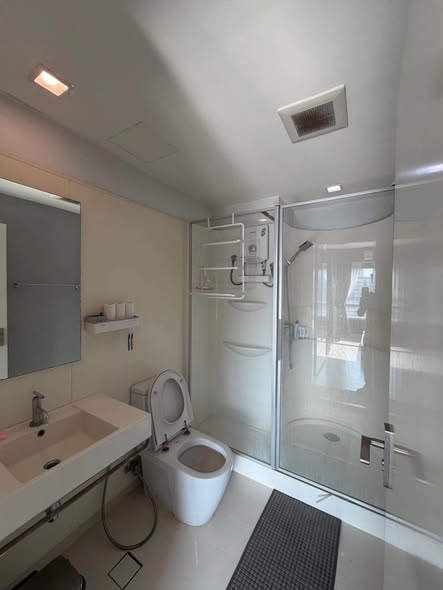 bathroom of The Room Ratchada-Ladprao