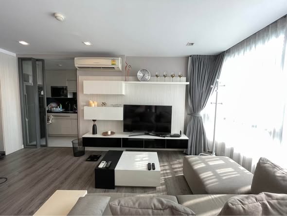 living room of THE ROOM SUKHUMVIT 40