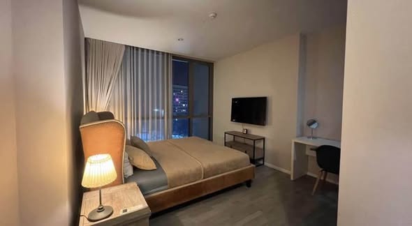 bedroom of The Room Sukhumvit 69