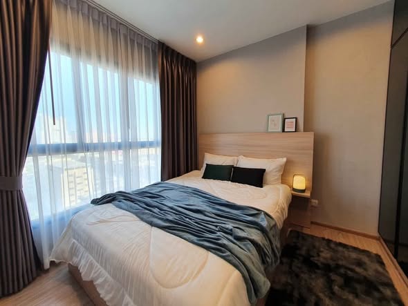 bedroom of The Tree Huamak Interchange