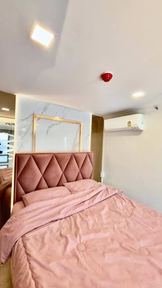 bedroom of The Tree Pattanakarn-Ekkamai