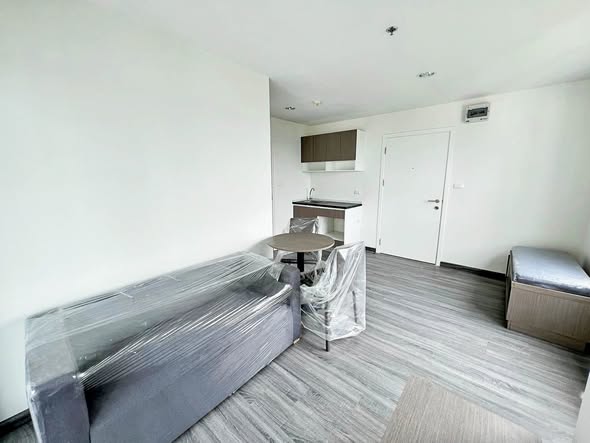 bedroom of The Trust Condo @BTS Erawan