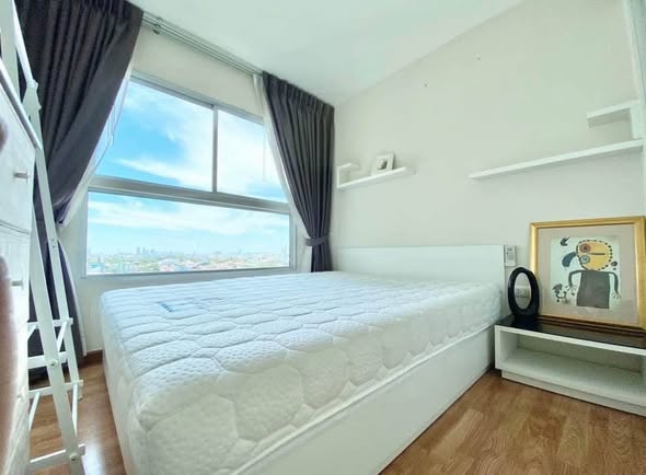 bedroom of The Trust Condo Ngamwongwan