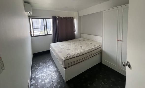 bedroom of Thong Lo Tower
