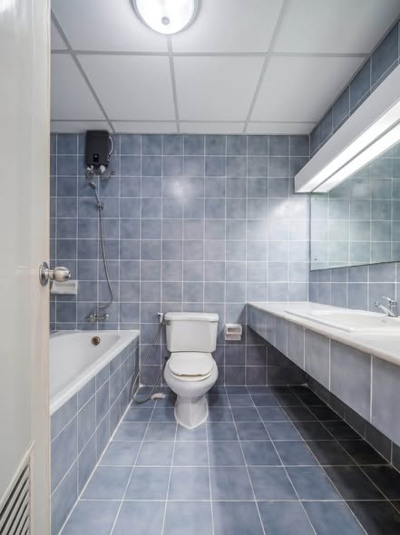 bathroom of T.I.T. Tower Apartment Service