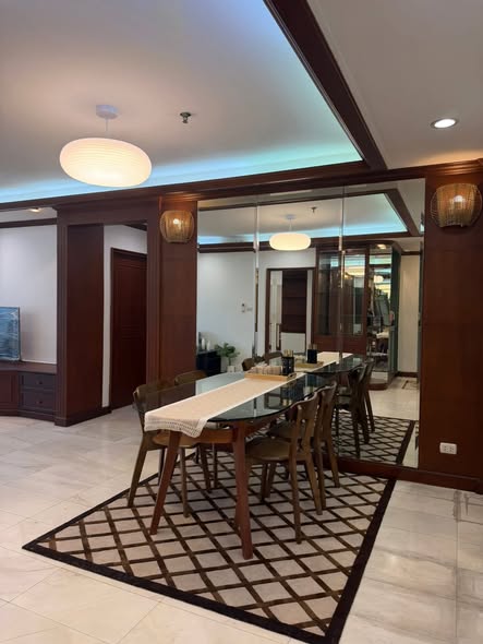 room interior of Topview Tower