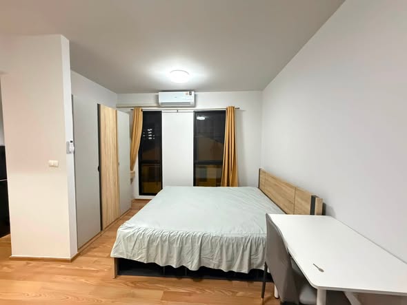 bedroom of UNiO Sukhumvit 72