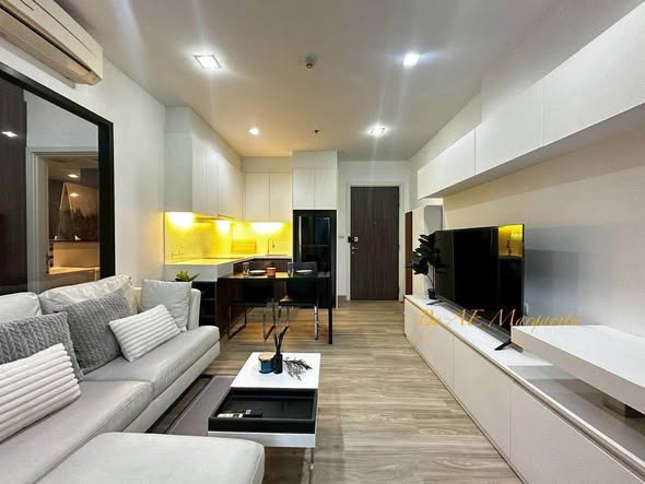 living room and room interior of Urbano Absolute Sathon-Taksin