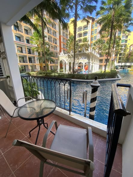 Venetian Signature Condo Resort Pattaya