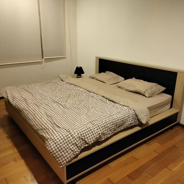 bedroom of Villa Sathon Condominium