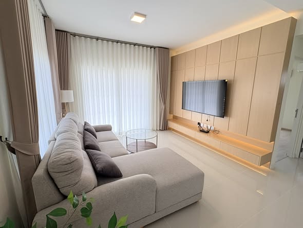 bedroom and living room of Villaggio 3 Srinakarin-Bangna