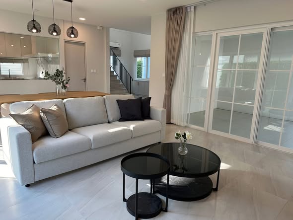living room of Villaggio 3 Srinakarin-Bangna