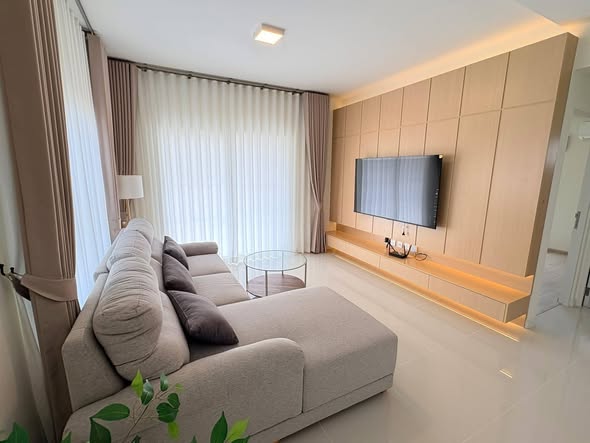 bedroom and living room of Villaggio Srinakarin