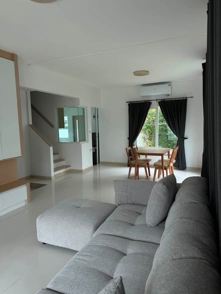 living room of Villaggio Srinakarin