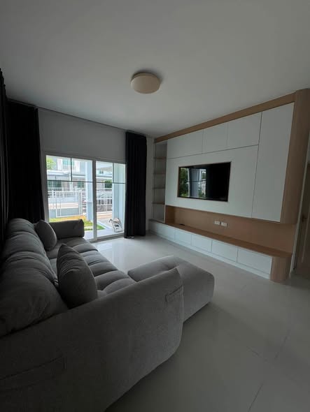 living room of Villaggio Srinakarin