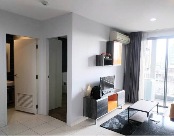 living room and bedroom and room interior of VOQUE Place Sukhumvit 107 – Bearing 2 : โว้ค เพลส สุขุมวิท 107 – แบริ่ง 2