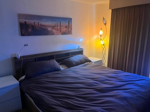 bedroom of Waterford Park Rama 4