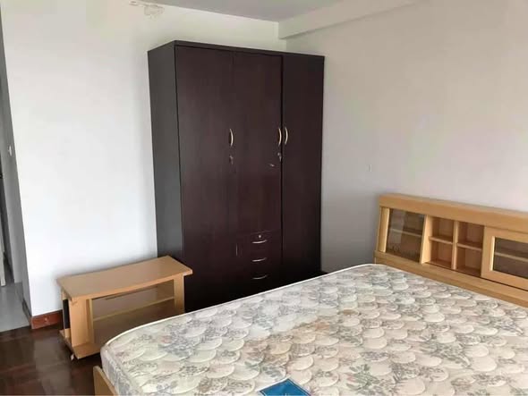 bedroom of Waterford Royal Suites